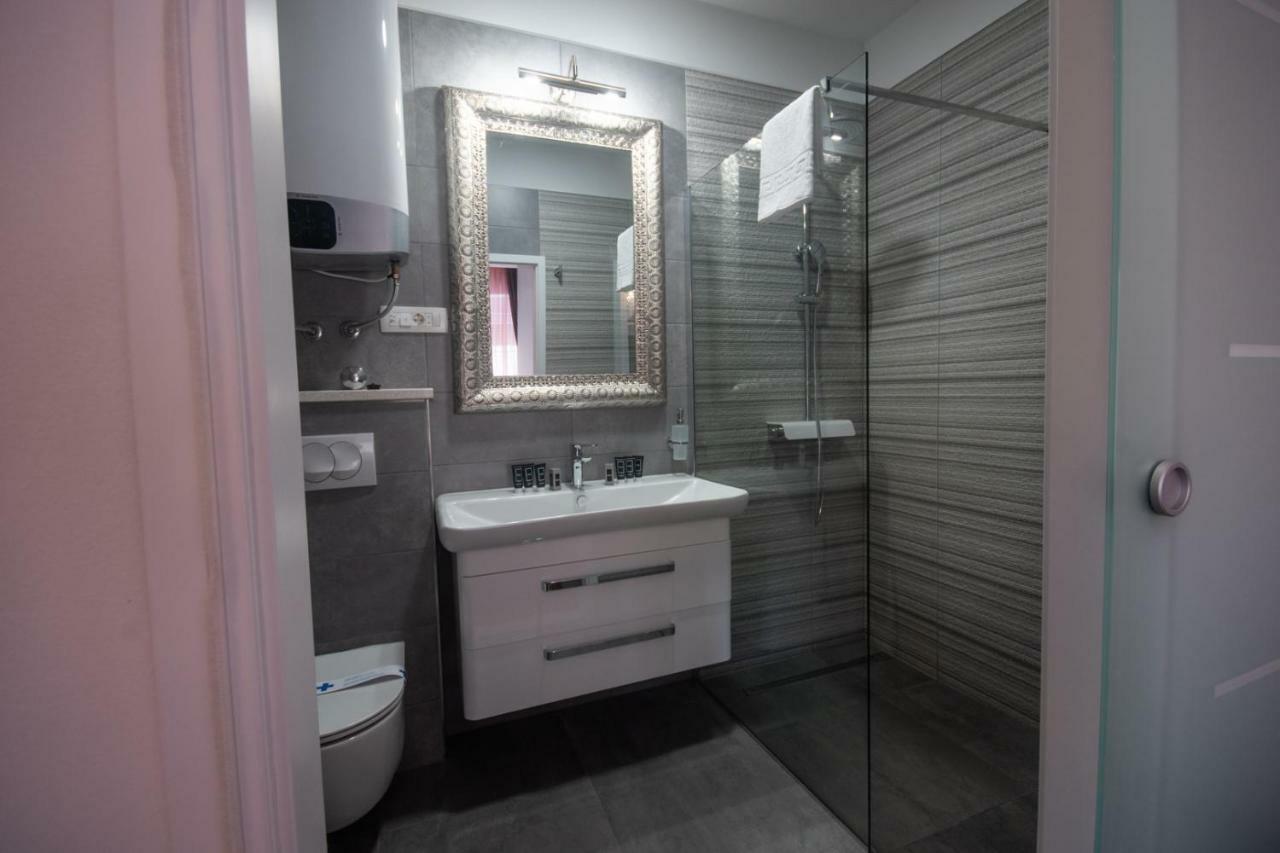 Center Luxury Rooms 3 Split Exterior foto